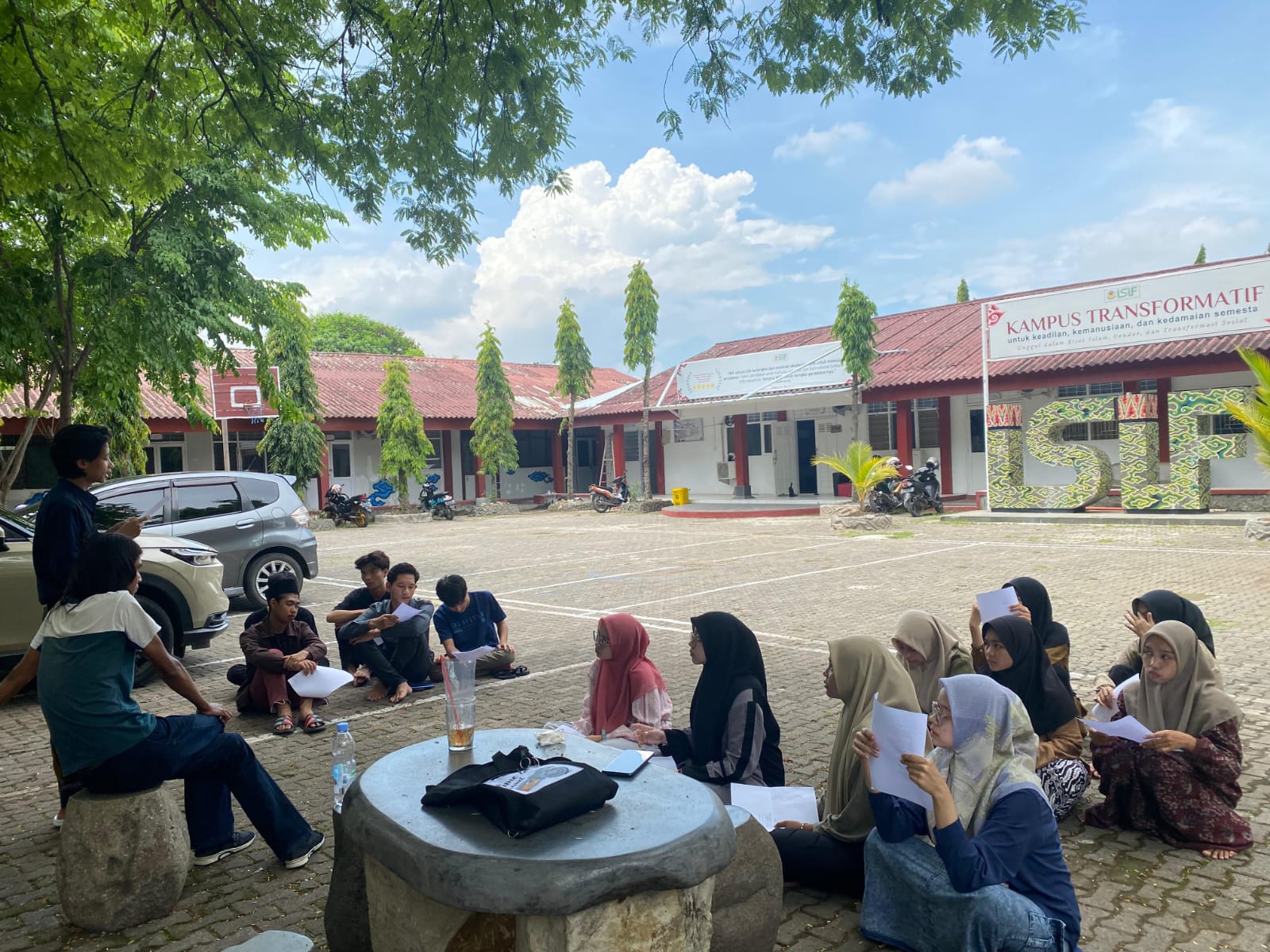 Latihan Theater